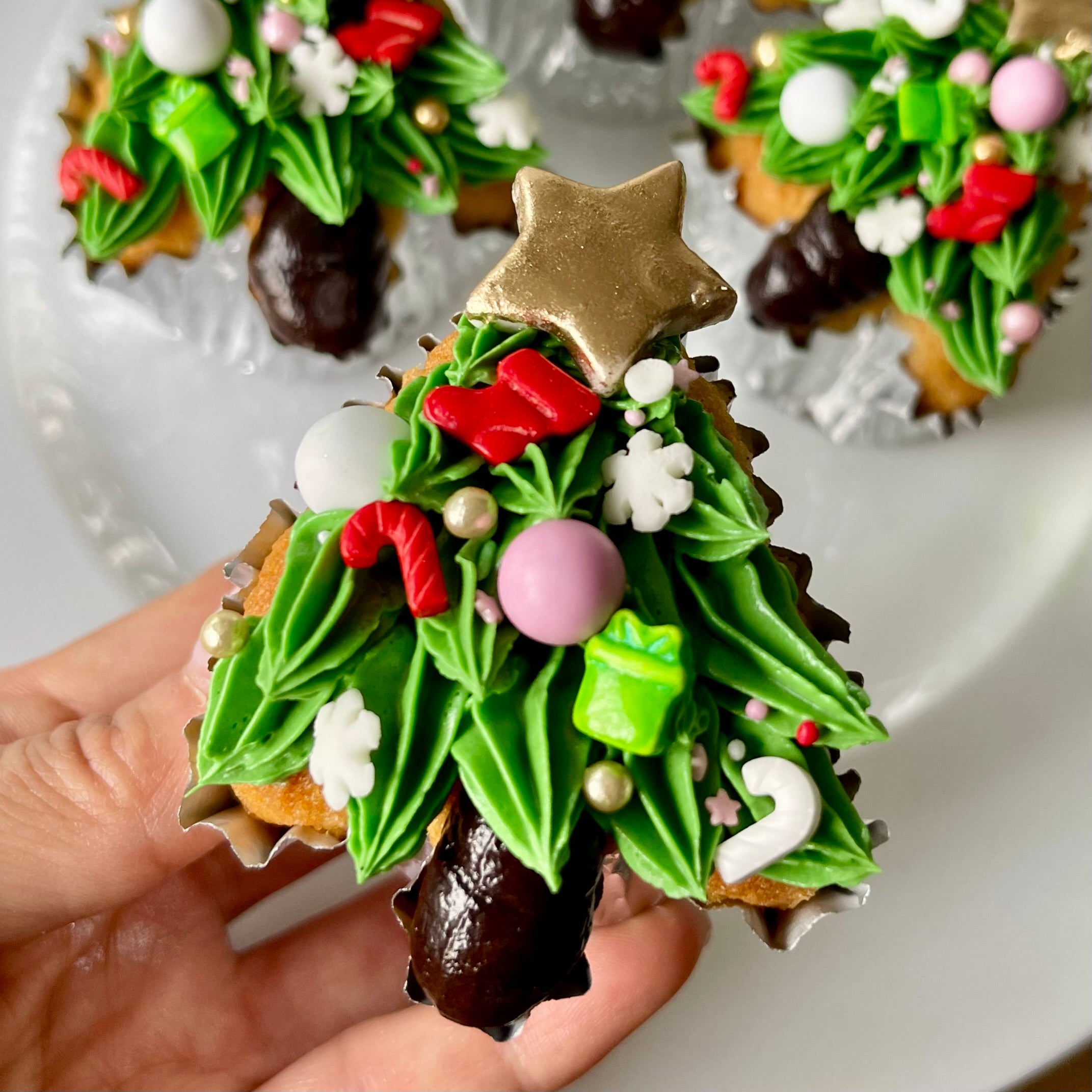 Happy Baking - with Winnie